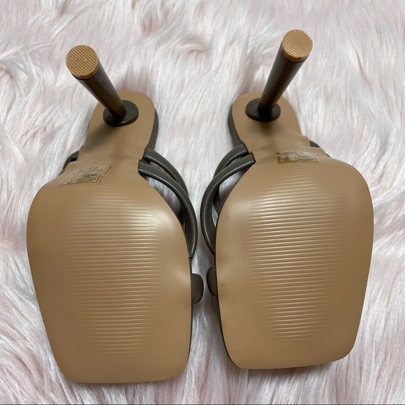 BN Boohoo Square Toe High Heel Padded Strappy Sandal In Mocha - Picture 7 of 8